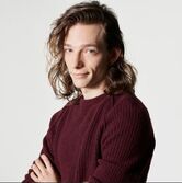 Mike Faist as Riff