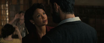 Thandie-newton 2.jpg (900 KB)