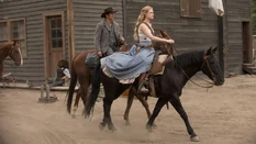 S02E05 DoloresTeddyHorseback.jpeg (162 KB) Teddy and Dolores arriving in Sweetwater during the uprising