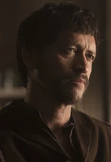 Listening to the Man in Black at a tavern