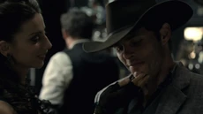 Clementine attempts to seduce Teddy