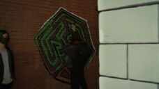 Maze graffiti in the New World