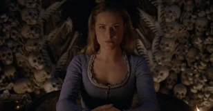 Dolores at the fortune teller