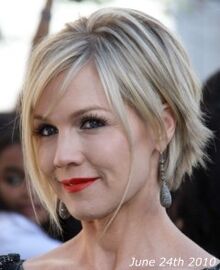 Jennie-garth-haircut4