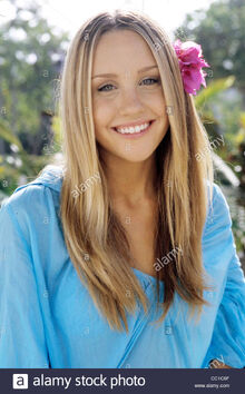 Amanda-bynes-lovewrecked-2005-cc1c6f.jpg