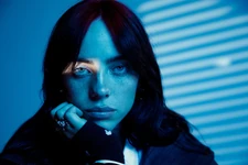 Hit Me Hard And Soft Photoshoot 18.jpg (441 KB)