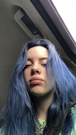 sofi  Blue hair Billie eilish Billie