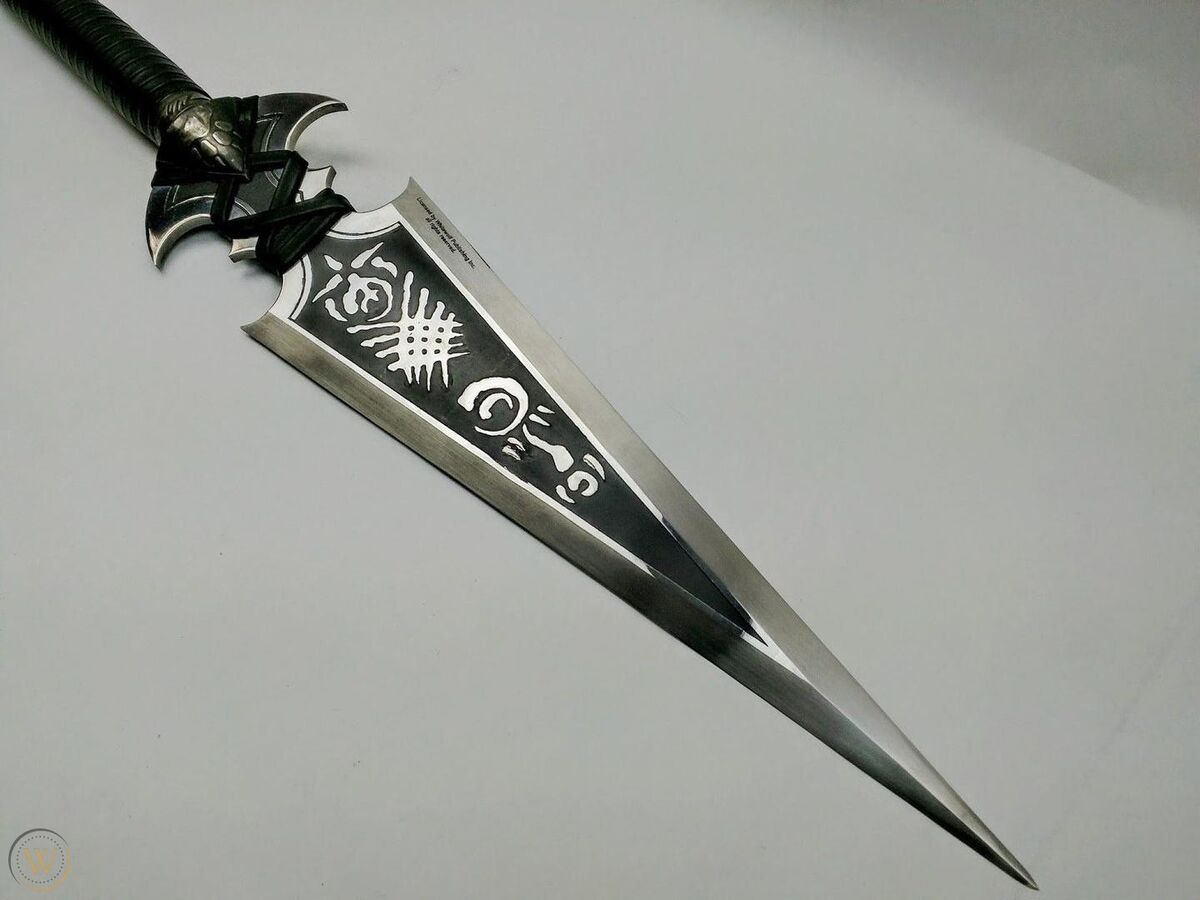 Hunter's Klaive CF