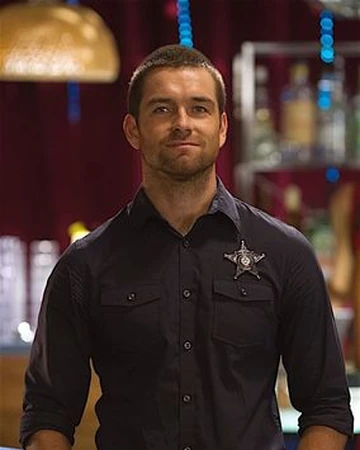 Lucas Hood Whumpapedia Wiki Fandom