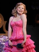 82201 megan-hilty-as-glinda-in-wicked