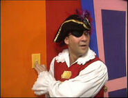 Captain Feathersword in "Spooked Wiggles"