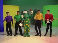 The Wiggles and Dorothy dancing