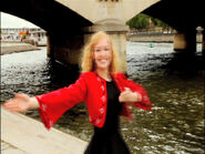 Emma at Pont d'lena bridge