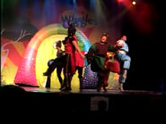 CaterinaMeteinGettingStrongLiveInConcert.jpg (54 KB) Caterina in "Getting Strong" concert