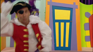 Captain Feathersword falling down in Episode 17