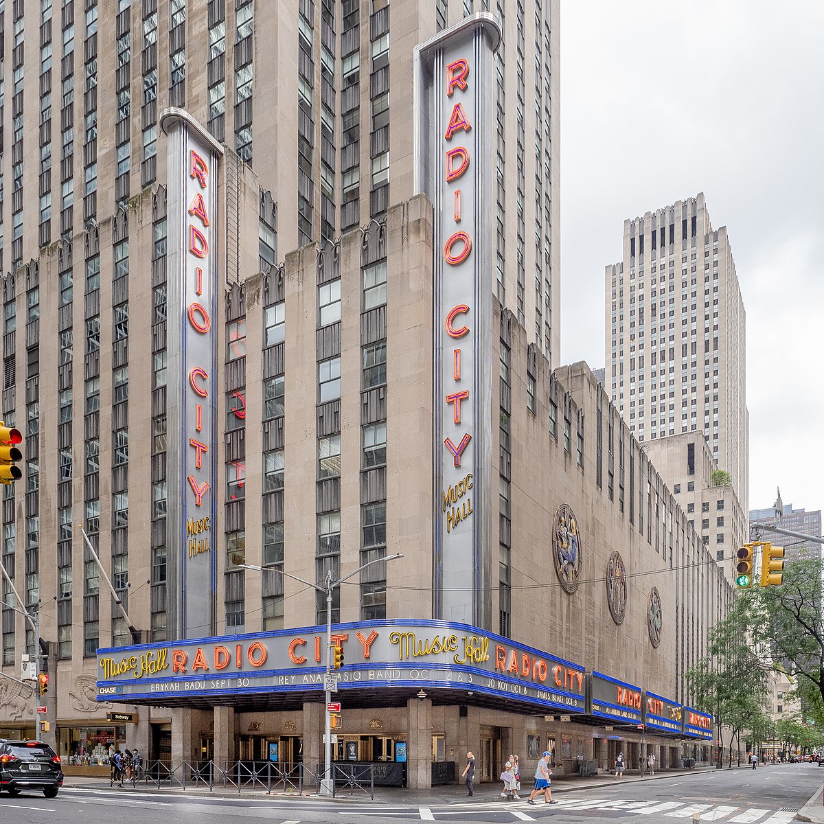 洋楽  live at radio city music hall Bleachers - Everybody Lost Somebody / Goodmorning (Live at