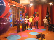 The Wiggles and Captain in a talk show