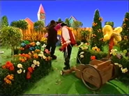 Captain Feathersword pulling wagon