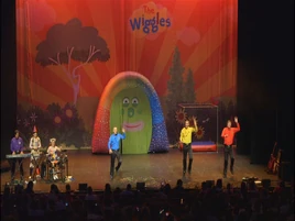 HereComesABear-2012Live