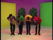 The Wiggles bowing