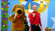 Wags and Simon in "Wiggly, Wiggly Christmas!"