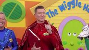 Simon in "Five Little Wiggles"