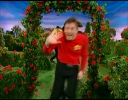 AtPlay93.jpg (57 KB) Murray