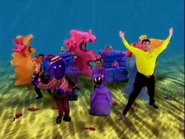 Henry'sUnderwaterBigBand(1999)25.png (695 KB)