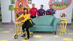 Emma'sBikeWon'tWork-Wigglehouse3.jpg