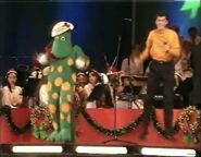 Dorothy the Dinosaur being performed in 1993