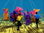 Henry'sUnderwaterBigBand(1999)42.png (723 KB)