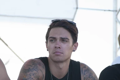 Malvina Reynolds | Wigglepedia | Fandom