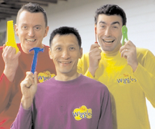 200010 196 wiggles bed-2