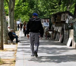 Mime Anthony in the rear