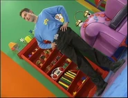 Anthony in "Foodman"