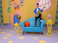 Anthony playing his blue Maton acoustic guitar in "Ready, Steady, Wiggle!" TV Series