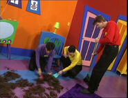 The Professional Wiggles cleaning up Anthony's hair