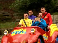 Anthony eating sandwich in "Whoo Hoo! Wiggly Gremlins!"