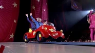 The Big Red Car in "The Wiggles Big, Big Show In The Round"