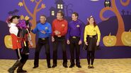 The Wiggles and Captain Feathersword in Pumpkin Face