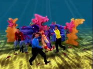 Henry'sUnderwaterBigBand(1999)18.png (711 KB)