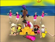 HavingFunattheBeach(1999)19.png (531 KB)