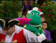 The Wiggles blowing Captain Feathersword up