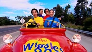 The Big Red Car in The Latin American Wiggles : Head, Shoulders, Knees And Toes