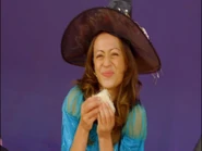 CaterinaMeteinPumpkinFace.jpg (37 KB) Caterina in Pumpkin Face