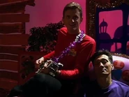 Murray playing the Höfner 500/1 Violin Bass, Sunburst