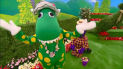 Dorothy in a seashell necklace (Dorothy the Dinosaur TV Series 1)