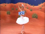 CaterinaMeteinIt'sAlwaysChristmasWithYou!.jpg (48 KB) Caterina in "It's Always Christmas With You!"