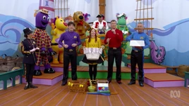 TeamworkinWiggleTown30