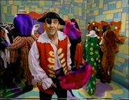 Captain Feathersword at the Wiggly dressing room